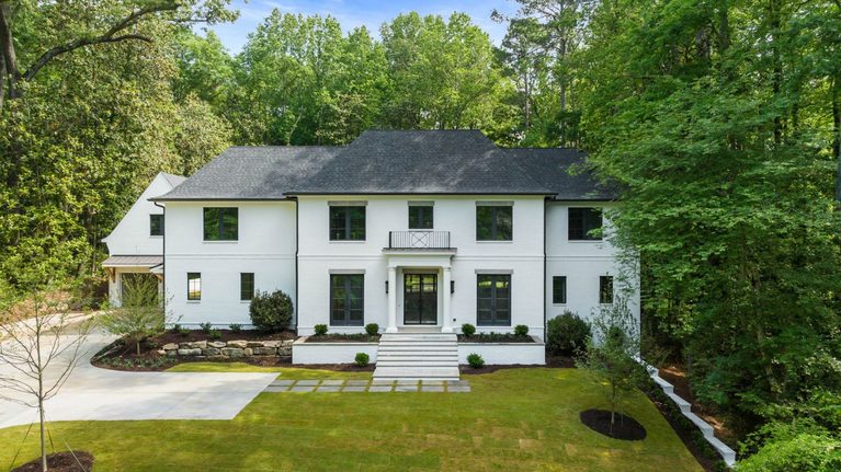 The Post-Summer Audit: Repositioning Your Luxury Property for the Fall Market